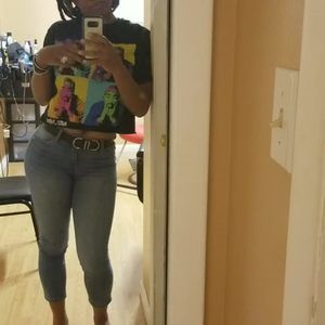 Meet your Posher, Jessica